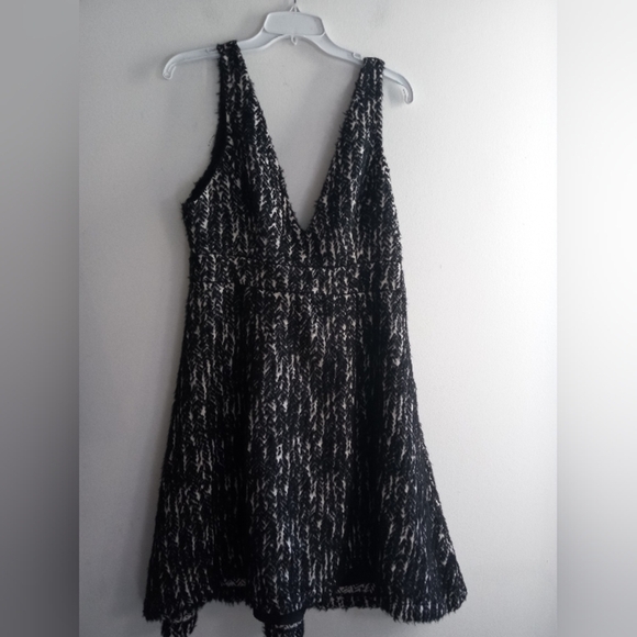 NWT Paper Crown Anthropologie Black Grey Herringbone Wool A-Line Dress Medium - Picture 1 of 10